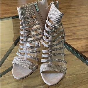 Vince Camuto “KATAL” crystal heel women’s size 11